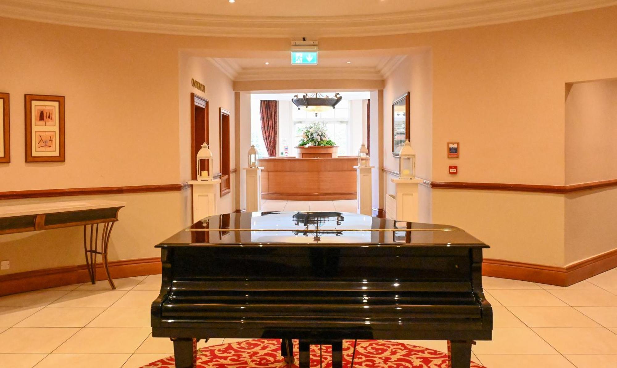 Mount Wolseley Hotel Spa & Golf Resort Tullow Exterior foto